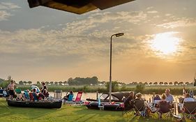 Camping Tussen De Diepen